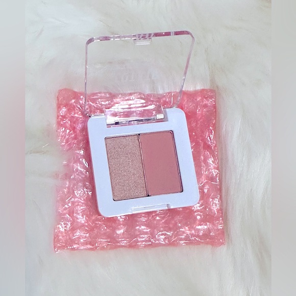🆕 ESTATE Duo Eyeshadows “BabyGirl” Pressed Compact High End Makeup Neutral Tone - Picture 4 of 12